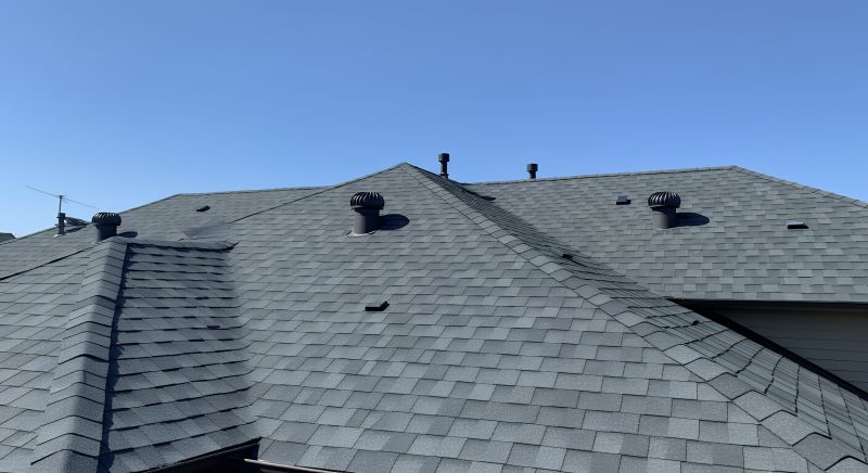 What To Expect During An Asphalt Shingle Roof Installation